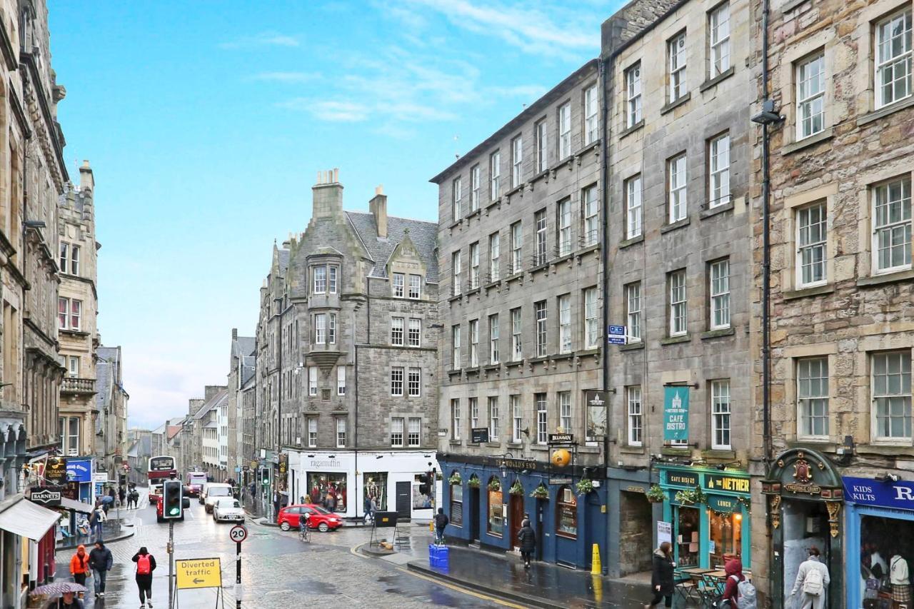 Joivy Elegant Home At The Heart Of The Royal Mile エディンバラ エクステリア 写真